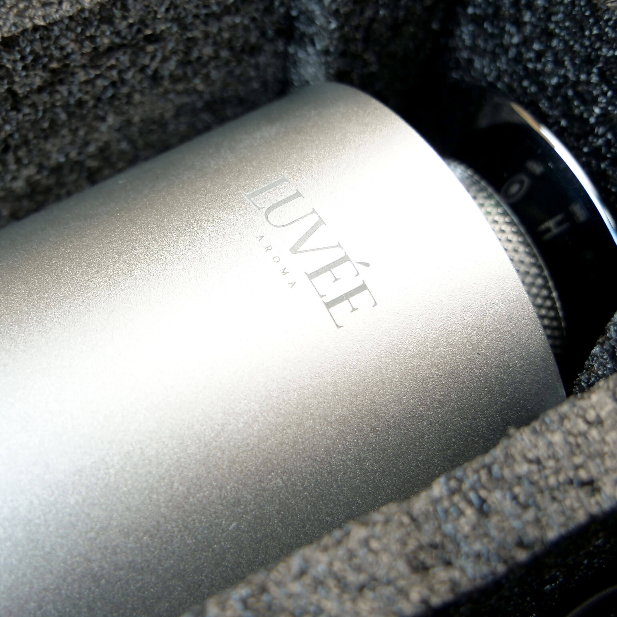 Luvée Wellness - Difuzor de aromaterapie compact de lux argintiu